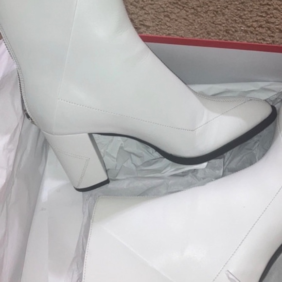 SYLVEN New York Almasi Apple Leather White Boots $425 size 9 - Picture 7 of 9